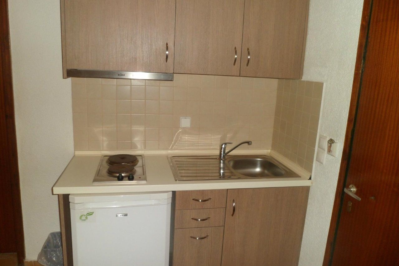 קאבוס Royal Garden Apartments מראה חיצוני תמונה